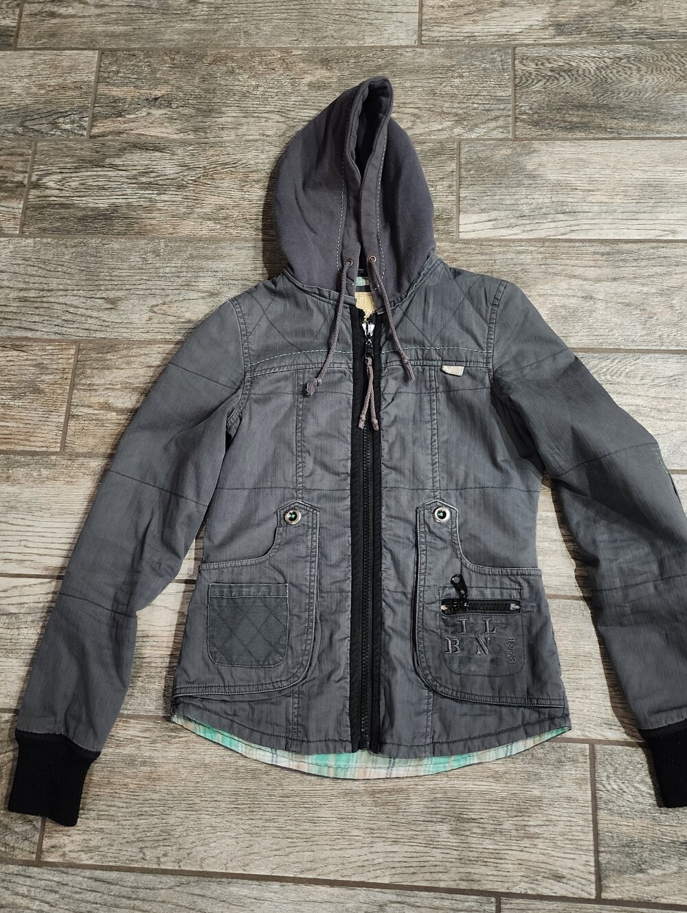 Y2K Billabong Gray Flannel Lined Jacket